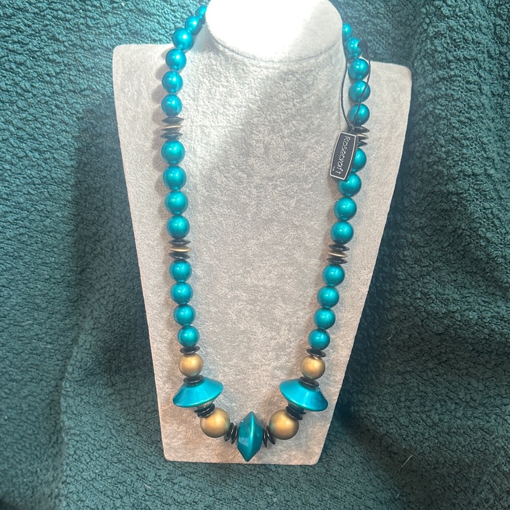 Papillon Blanc Teal and Gold Beaded Necklace